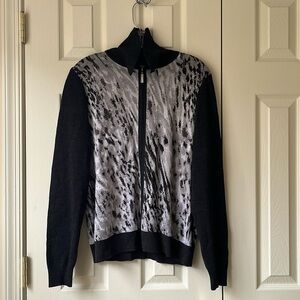 ST. JOHN silver leopard print zipper cardigan, L
